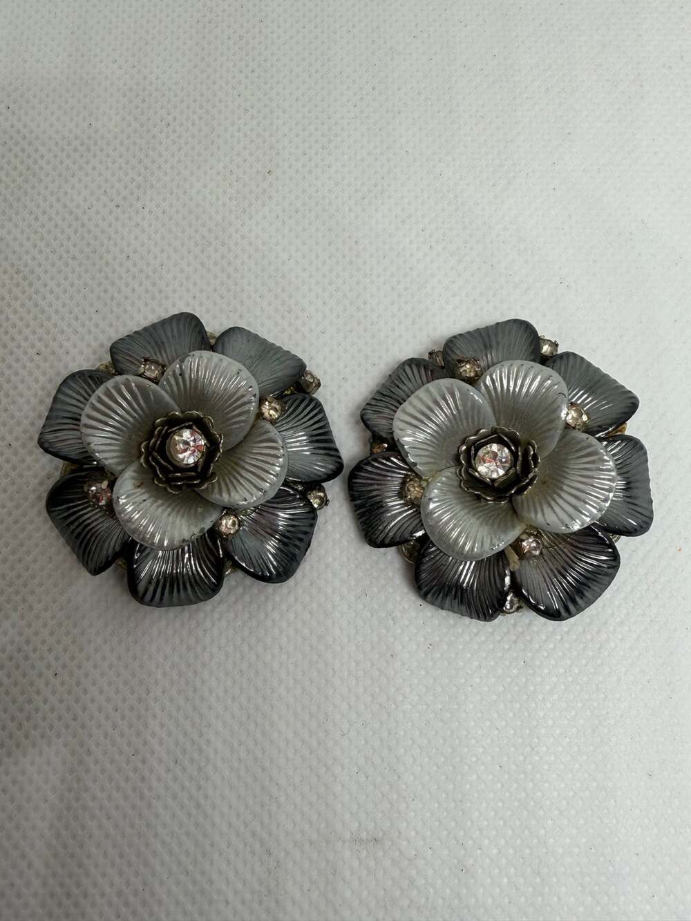 Vintage Flower earrings